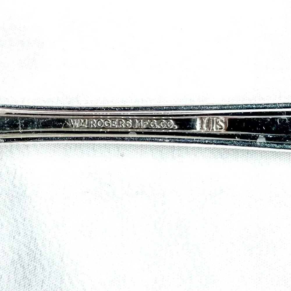 Vintage WM Rogers Ivanhoe 1936 Silver Plate flatware 30 pieces